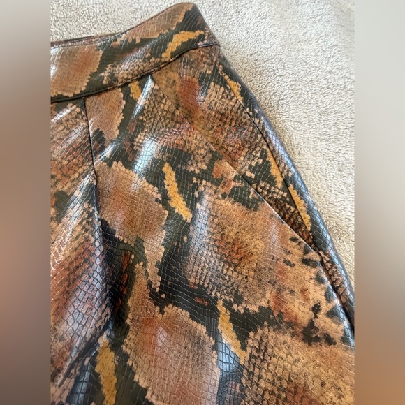 Ronny Kobo Womens Brown Snakeskin Print Pants  Size S - Picture 4 of 4